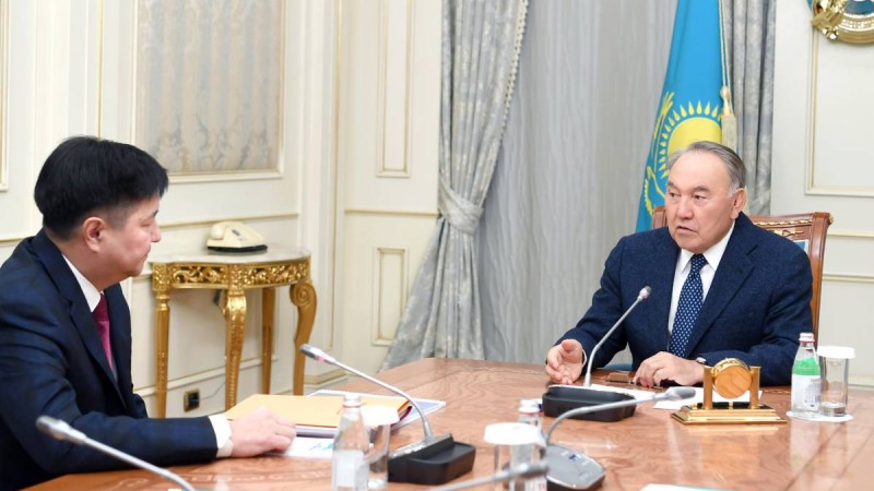 Назарбаев жоғарғы сот төрағасын қабылдады.