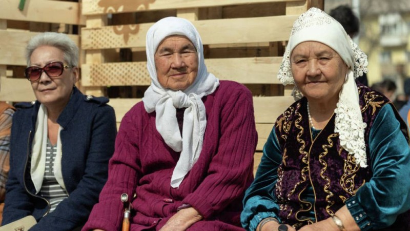 1 қаңтардан бастап елде әйелдердің зейнет жасы ұлғаяды.