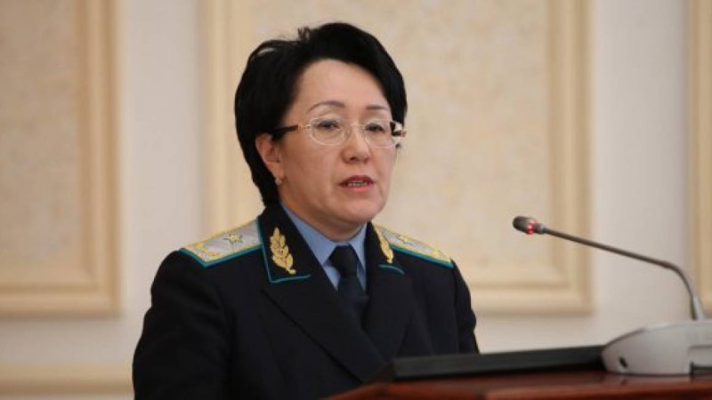 Митингіге балаларымен келетін ата-аналарды жауапкершілікке тарту керек — сенатор.