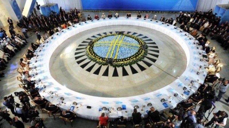 Дариға Назарбаева Әлемдік және дәстүрлі діндер көшбасшылары Съезінің отырысын өткізеді.