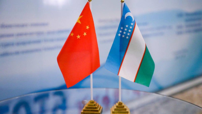 Қытай азаматтары Өзбекстанда бір апта визасыз жүре алатын болды.