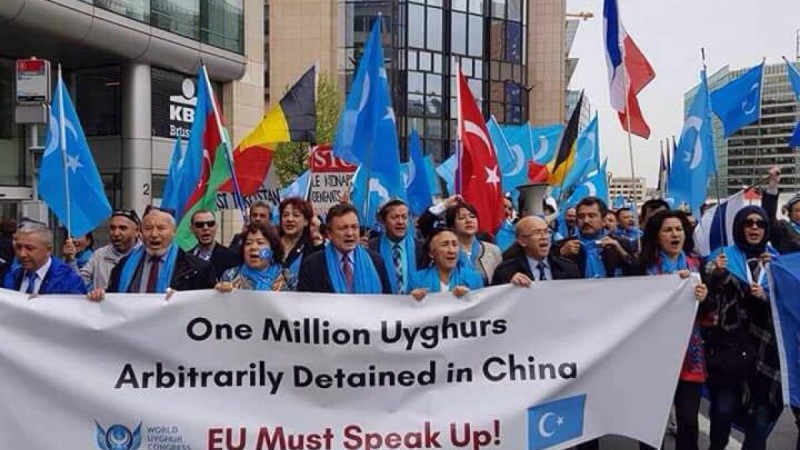 Ұйғырлар наразылық акциясын өткізді.