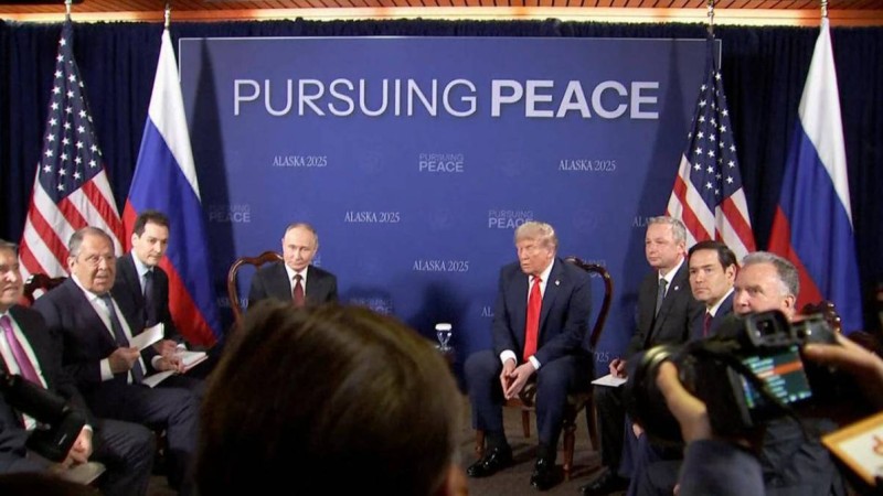 Трамп пен Путиннің кездесуі немен аяқталды?
