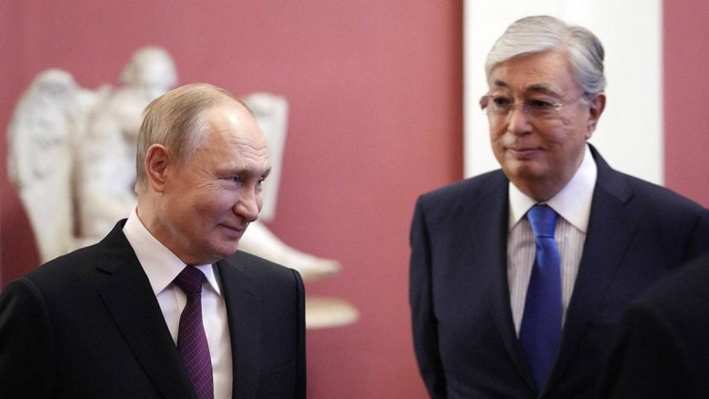 Путин Аляскадан келген соң Тоқаевқа кездесу туралы айтып берді