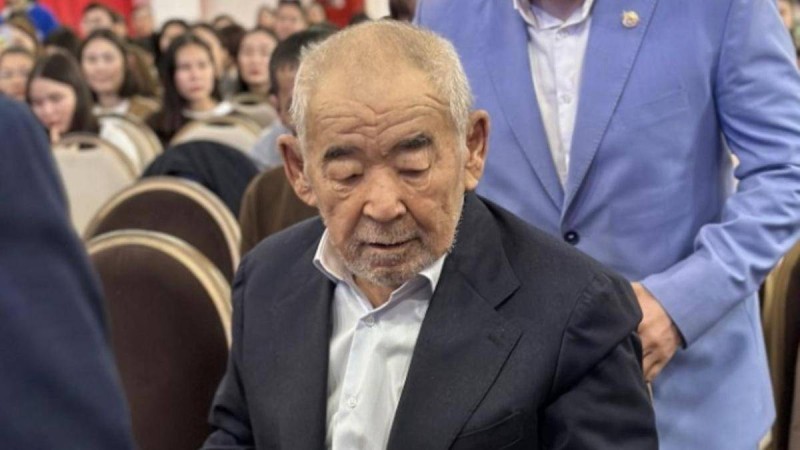 "Жүрсін Ерманға алданып қалған": Айтыстың абызы жайлы шындықтың беті ашылды