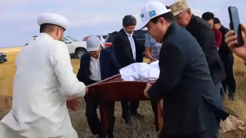Жәнібек ханның сүйегі Ақмола облысына қайта жерленді