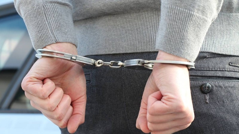 Жат діни ағымның мүшелерінен заңсыз қару анықталды
