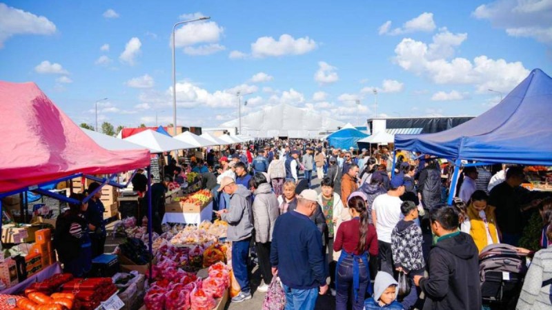Астанада Абай және Атырау облыстарының ауыл шаруашылығы жәрмеңкесі өтіп жатыр