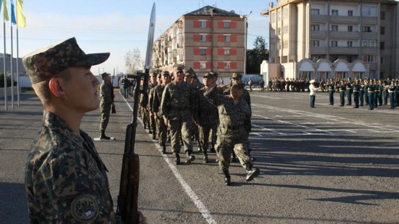 Алматыдағы әскери бөлімде Ұлттық ұлан сарбазы терезеден секіріп кетті