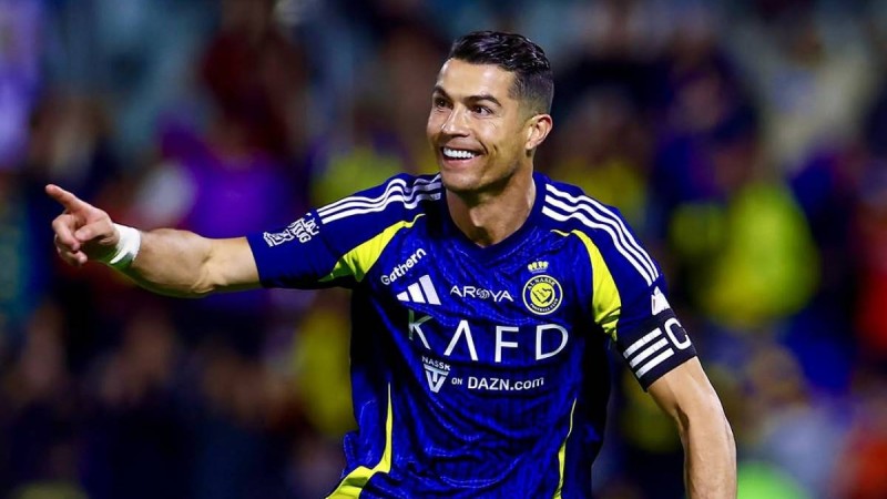 Криштиану Роналду әлемдегі алғашқы миллиардер-футболшы атанды