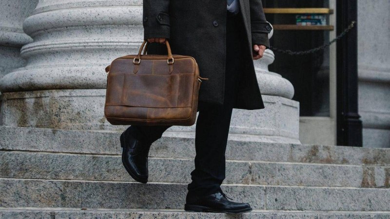 2000 шенеунік жұмыстан босатылады: Президент маңызды құжатқа қол қойды