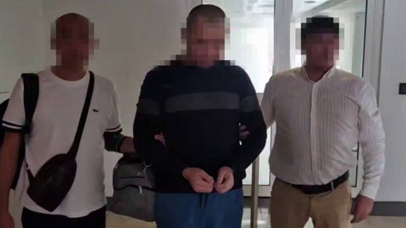 Салық төлеуден жалтарған күдікті БАӘ-ден экстрадицияланды