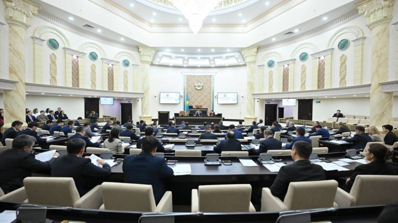 Сенат жасанды интеллект туралы заң жобасын Мәжіліске қайтарды