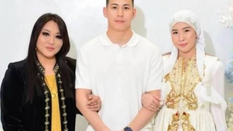 "Мынадай сұмдықты кім айтты?": Ақбота Керімбекова "баласы үйден қуып шықты" дегендерге өз шындығын жеткізді