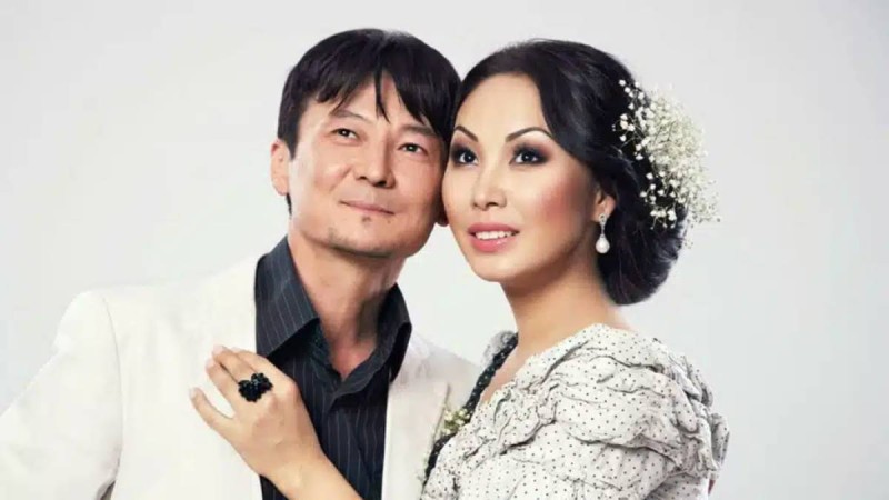 "Бір жапырақ қағаз да бұйырмады": Қарақат Әбілдина күйеуін қорғап шықты (ВИДЕО)