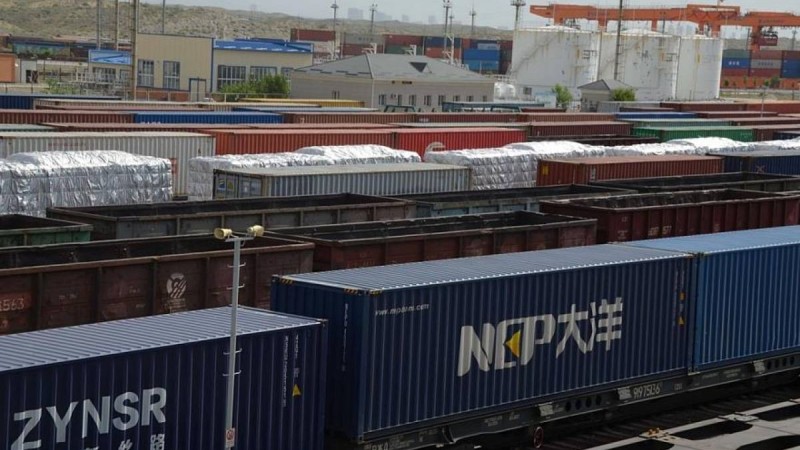 Қазақстан мен Қытай шекарасында 3 мыңдай вагон тұрып қалды