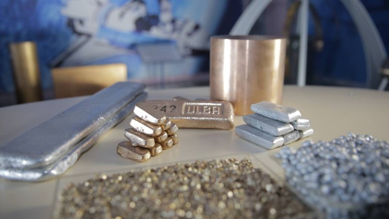 Саяси сауданың көзірі - сирек металдар