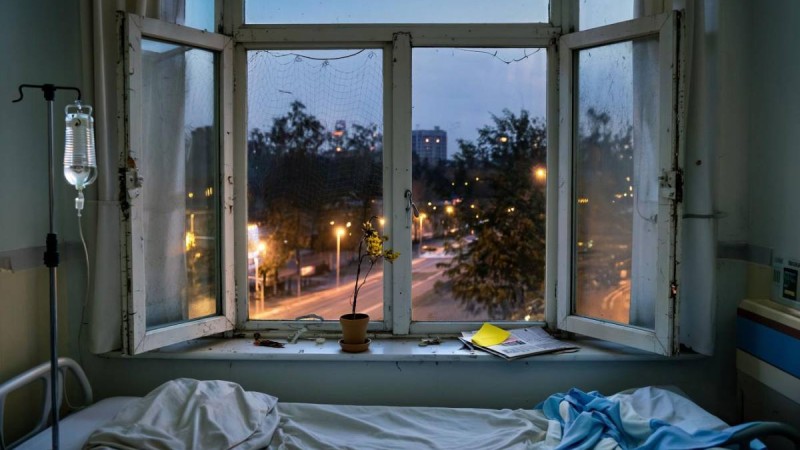 Ақмола облысында ер адам аурухана терезесінен құлап қаза тапты