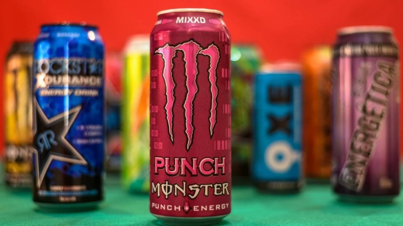 21 жасқа толмағандарға энергетикалық сусын сатқан кәсіпкерлерге жауапкершілік енгізілуі мүмкін