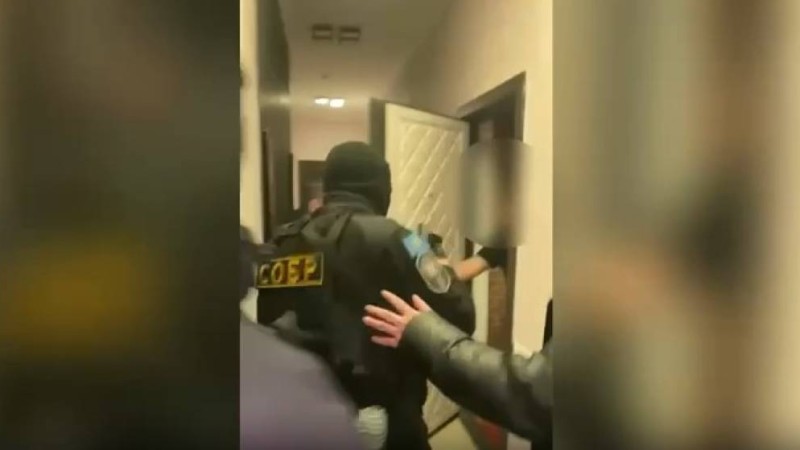 Ақша толы мерседесті ұрлап әкеткендер ұсталды