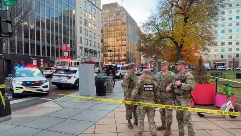 Ақ үй маңында атыс болып, екі әскери жараланды