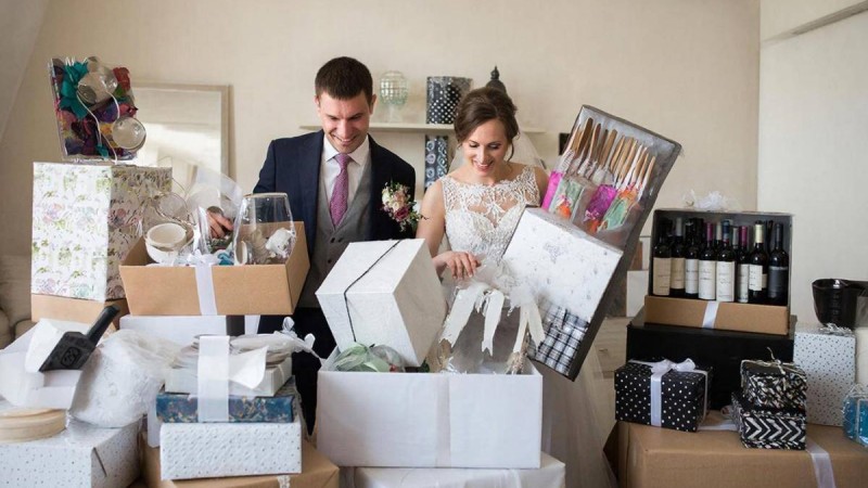 Бұрынғы жұбайлар тойдан түскен сыйлықты бөлісу үшін сотқа жүгінген