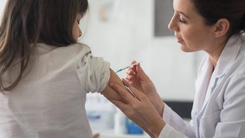 «Наркоз салмау керек еді»: үш жасар қыздың өлімі бойынша сот жалғасып жатыр