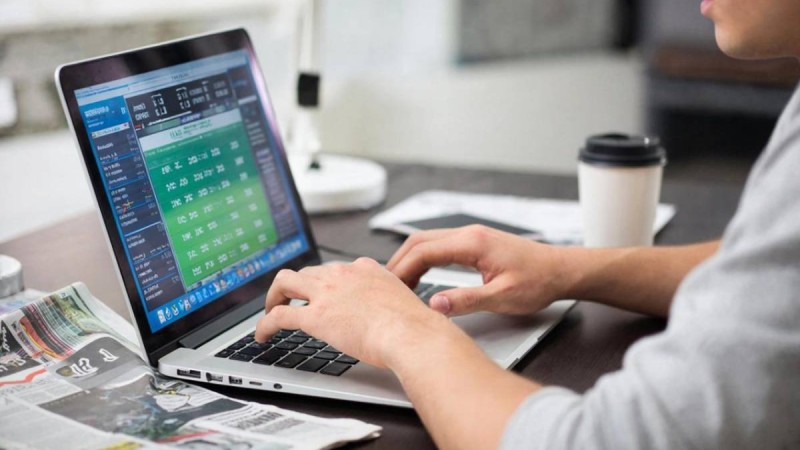 Маңғыстауда мемлекеттік қызметші букмекерлік ставка үшін жұмыстан қуылды