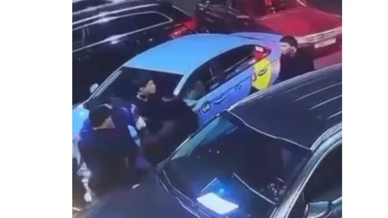 Түркістан облысында төбелескен шенеунікті лауазымынан босату ұсынылды