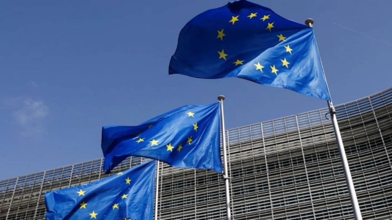 Илон Маск Еуроодақты таратуды ұсынысынды