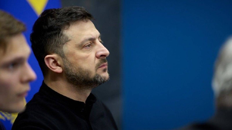 "Жаңа жылға дейін шешіледі": Зеленский Украина тарихындағы маңызды кездесуді өткізбек