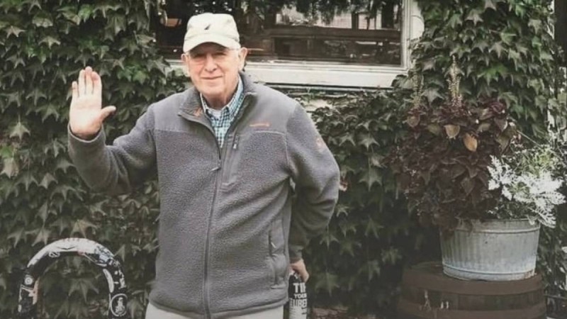 92 жастағы ата 60 жылдың ішінде 3599 кітапты оқып, әлемдік рекордты орнатты