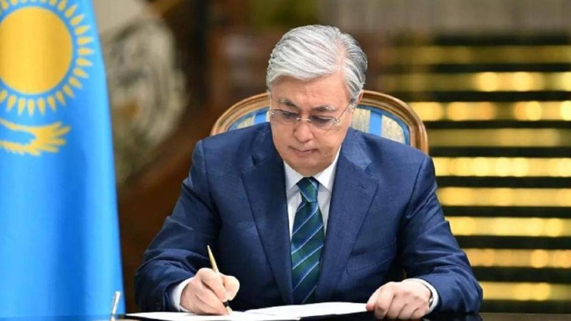 Ел асыға күткен шешім: Президент Тоқаев халық ең көп талқылаған заңға қол қойды