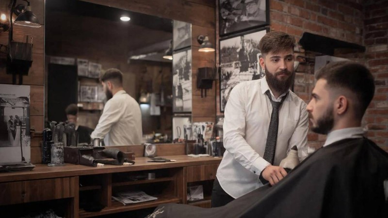 Көкшетаудағы барбершопта болған жанжалдан кейін полиция тексеріс жүргізуде