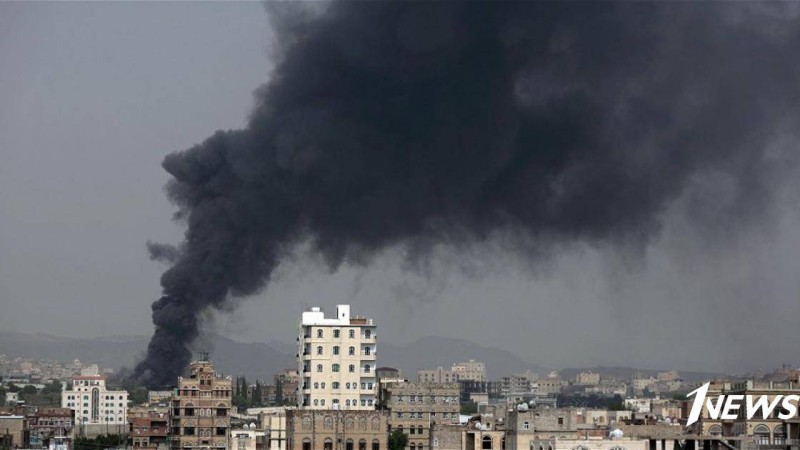 Сауд Арабиясы Йеменнің шығысындағы әуежайға бірнеше мәрте әуеден соққы берді