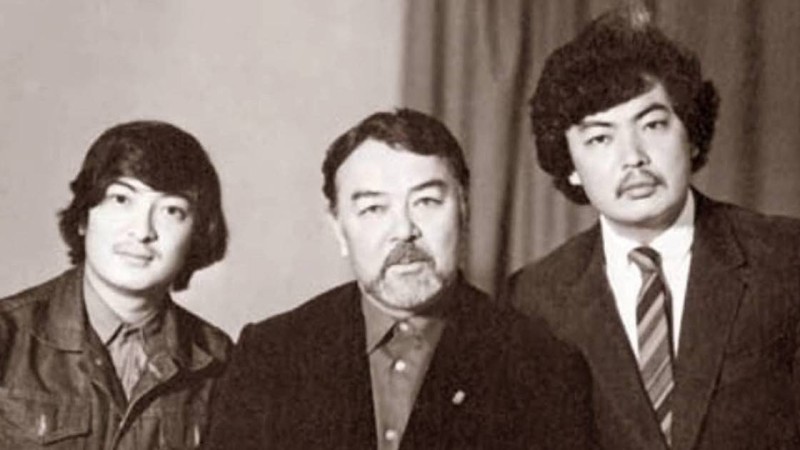 "Мен баламды азапқа салдым... Бекер айтқан екенмін" – Асанәлі Әшімов (ВИДЕО)