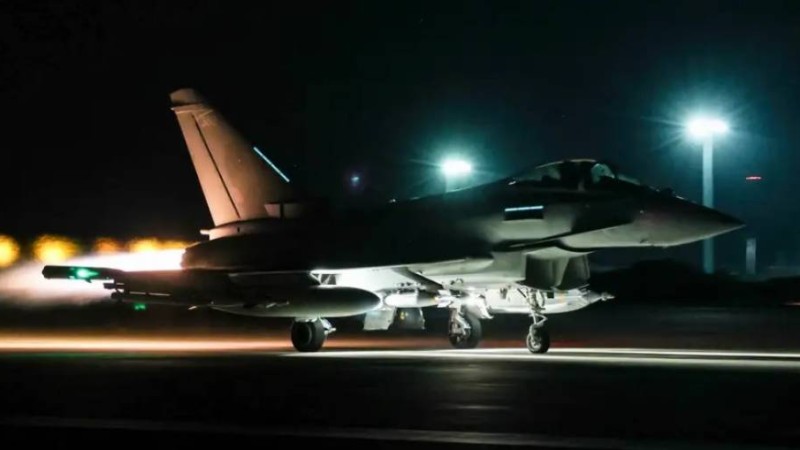 Ұлыбритания мен Франция Сириядағы ДАИШ нысандарына әуе соққысын жасады