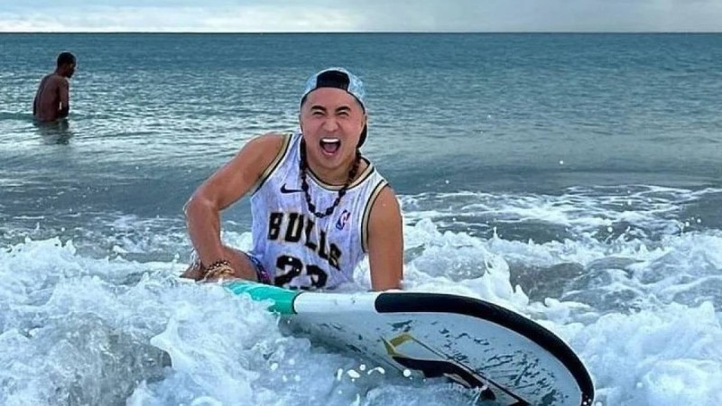 Блогер Қайсар Қамзаға Қазақстанда іздеу жарияланды