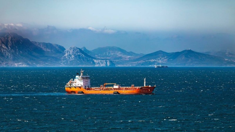 АҚШ Венесуэла мұнайын сатудан түскен қаражатты бұғаттады