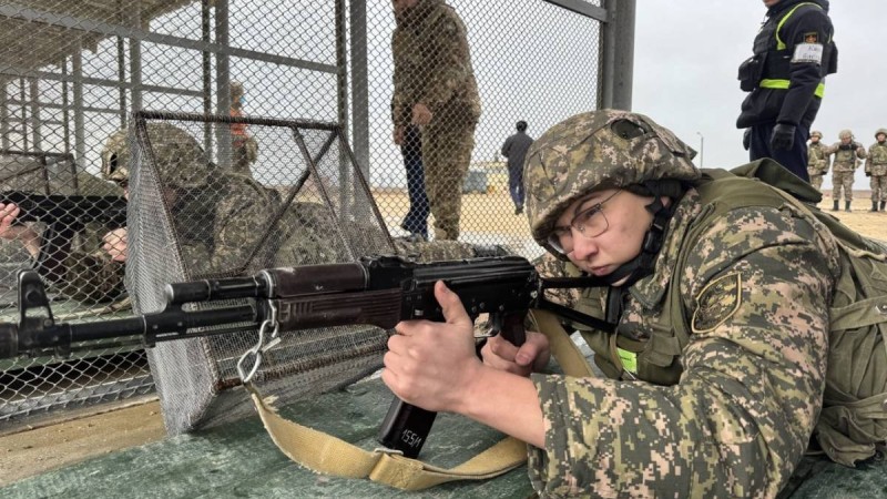 Алматы облысындағы оқу полигонында мерзімді қызметтегі сарбаз оқ жарақатын алды