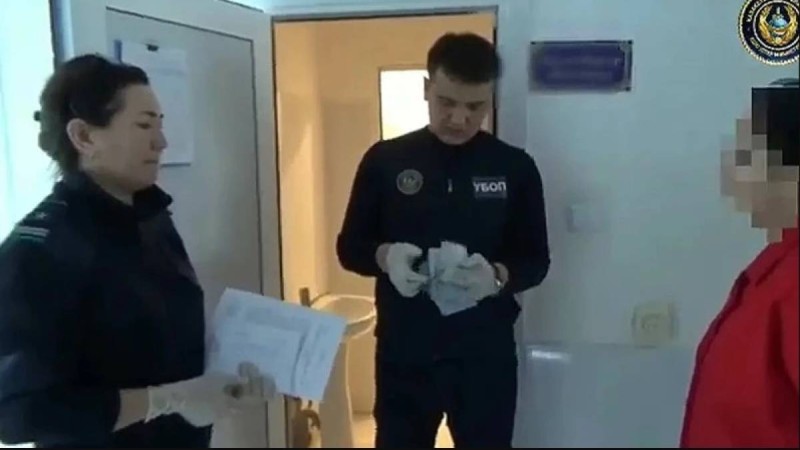 Түркістан облысында «рэкет» блогер ұсталды