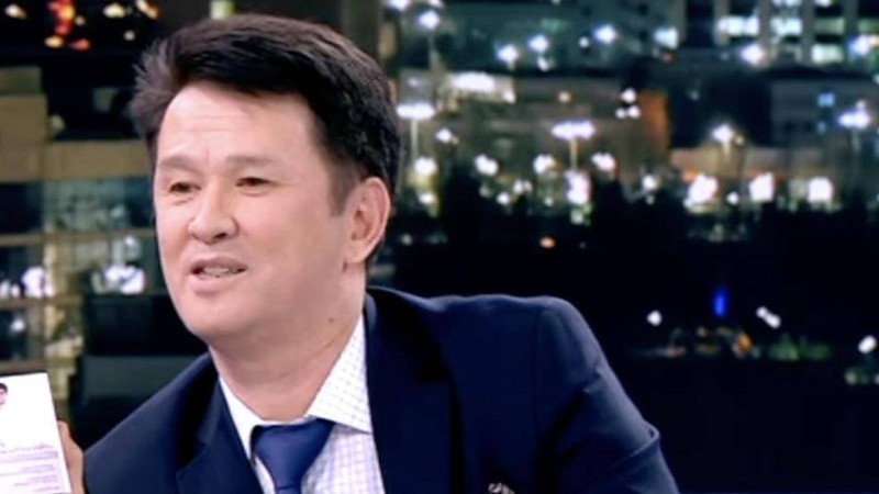 "Сүйінші, ағайын!" – Әнші Медеу Арынбаев асыға күткен қуанышты хабарын мәлім етті (ФОТО)