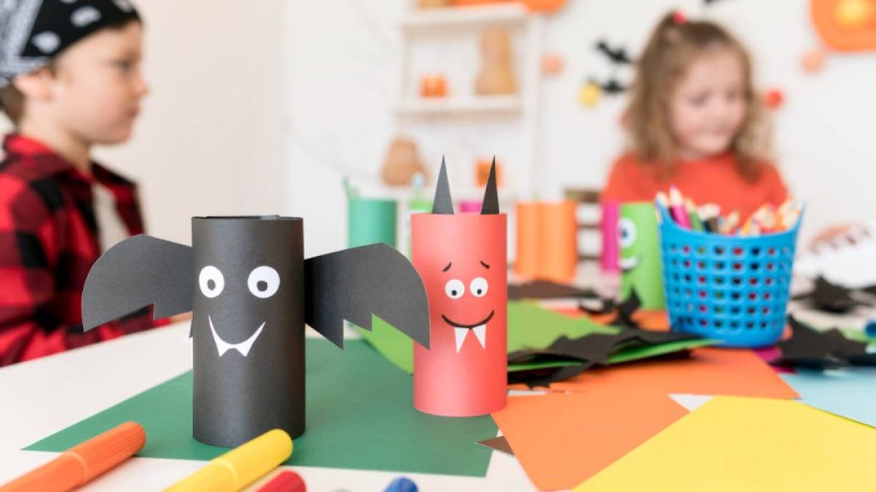 Ақша да жоқ, үйірме де жоқ: ата-аналар Yaya сервисіне қатысты жаппай шағым айтуда