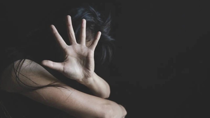 Некесіз жыныстық қатынасқа түскен ер мен әйелге 100 дүре соғылып жазаланды