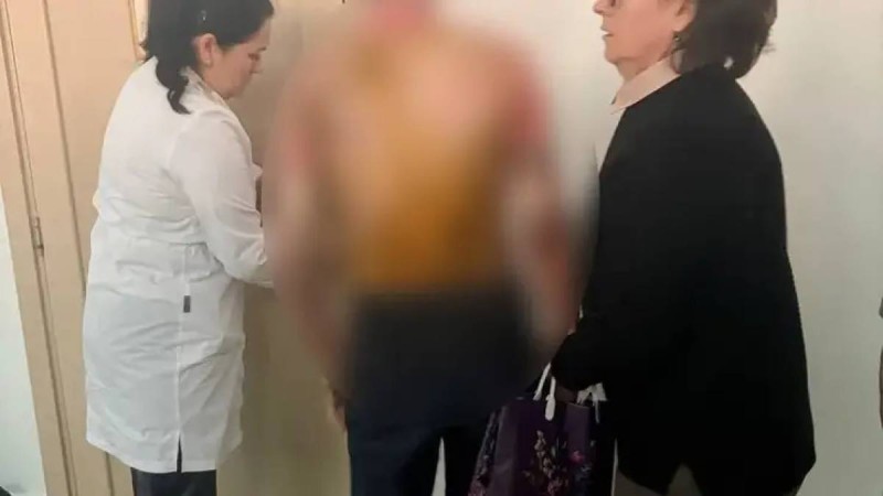 8-сынып оқушысы сыныптастарының үстіне бензин құйып, өртеп жіберген (ВИДЕО)