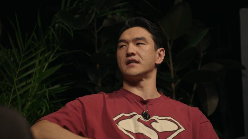 "Алматыға ұшуға билет алды": Ресейден қуылған Нұрлан Сабуров Қазақстанға келе жатыр