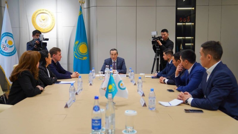 Ұлттық спорт өкілдері жаңа Конституцияны қолдап, реформа бойынша басқосу өткізді