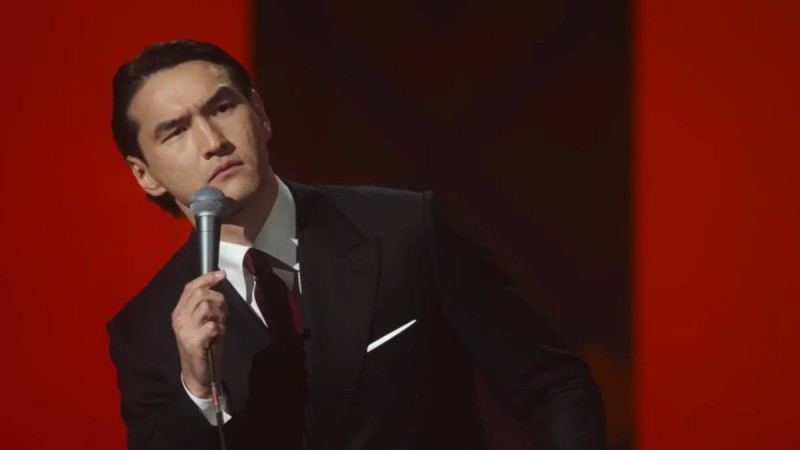 "Соғысқа кетесің немесе еліңе қайтасың": Нұрлан Сабуровты не үшін Ресейге кіргізбей қойды?