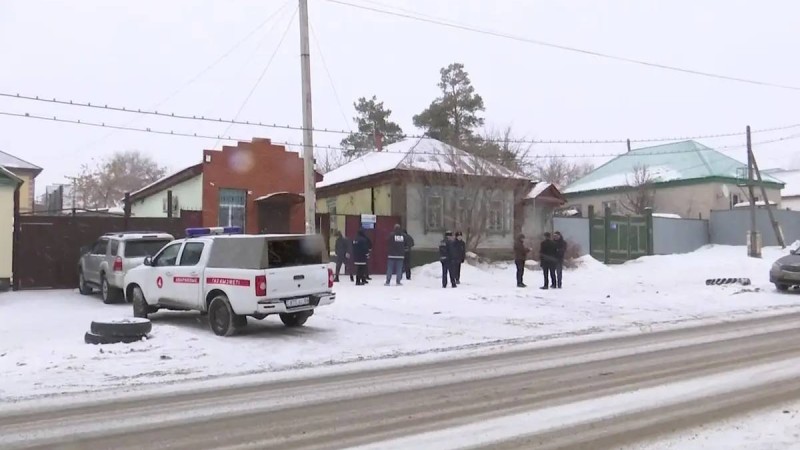 "Әкелері нәпақа табуға кеткен": Ақтөбеде анасы мен үш баласының денесі үйлерінен табылды