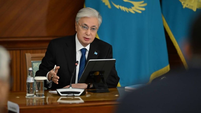 "Kaz LM-нің ақауы көп, жұрт Сhatgpt-ге жүгінеді”: Президент Жаслан Мәдиевке шүйлікті